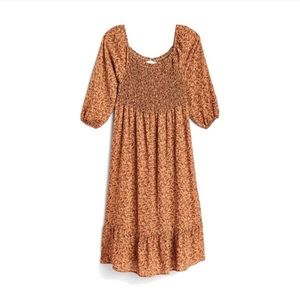 Heatherly Jade Smocked Midi Dress. Size Medium.